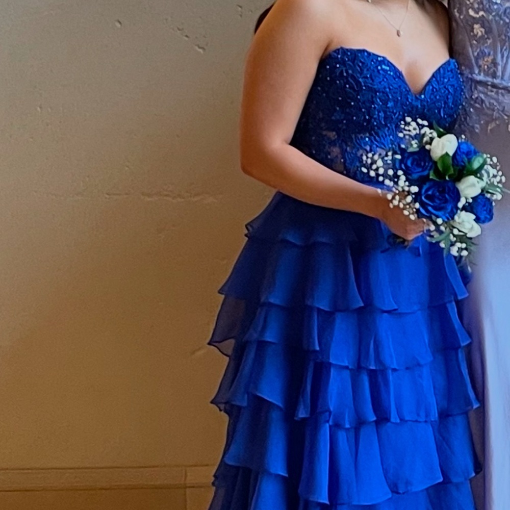 Sherri Hill prom dress